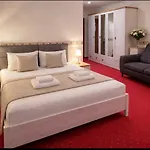 Schwanenweiher Hotel 3*