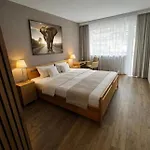 Hotel Schwanenweiher 3*